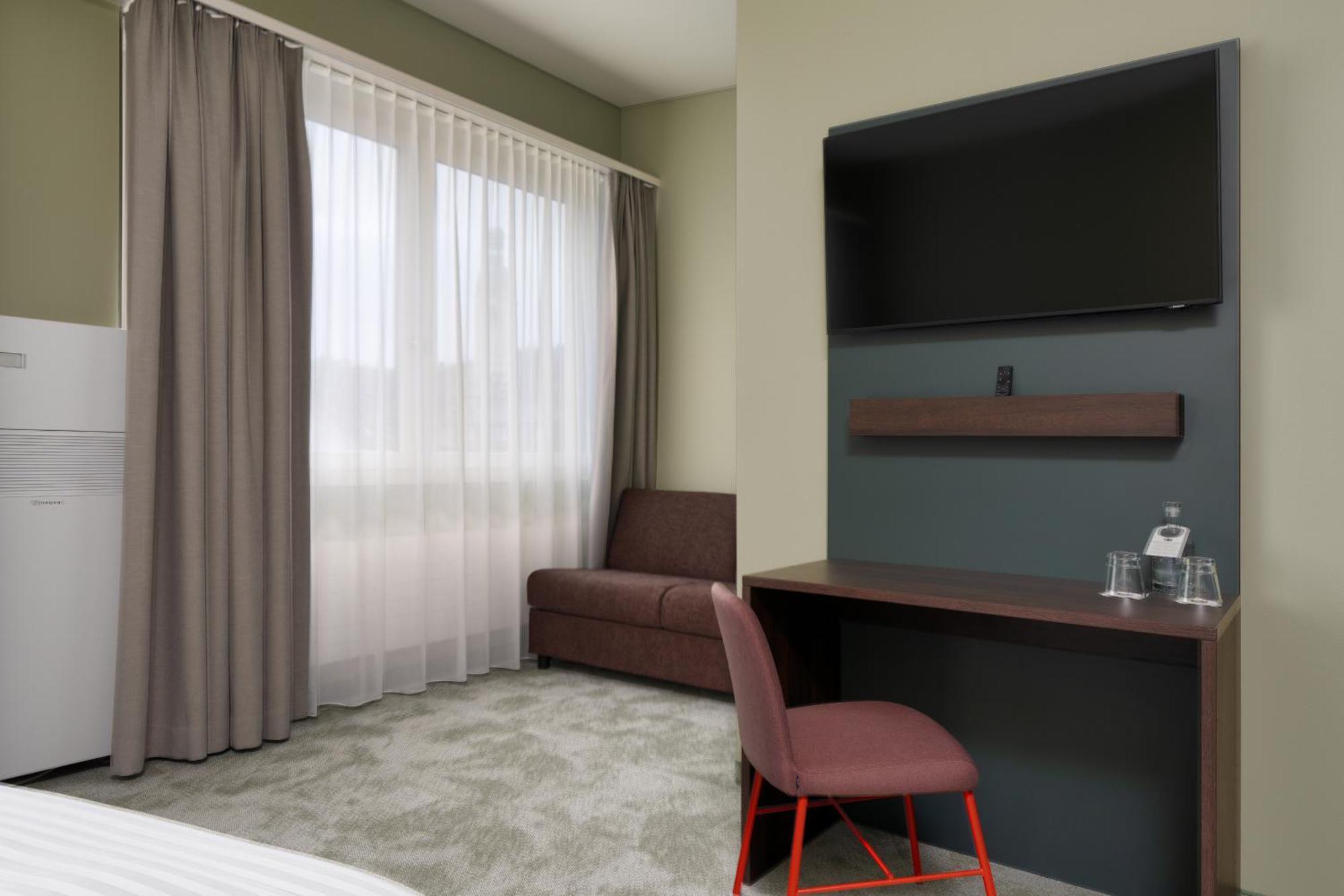 B-Smart Hotel Schoenenwerd 阿劳 外观 照片
