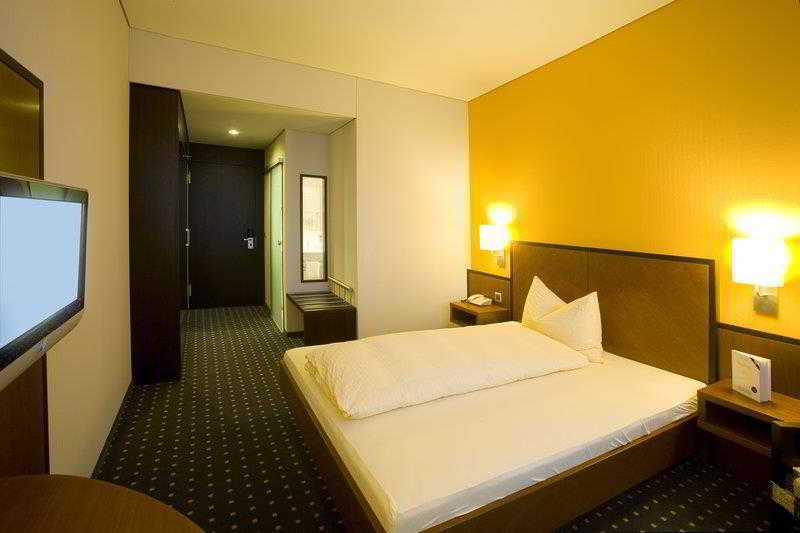 B-Smart Hotel Schoenenwerd 阿劳 外观 照片